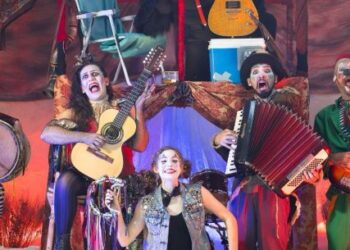 Espetáculo “Caravana do Circo sem Futuro” do grupo Nômade abre 3º Fecica neste sábado