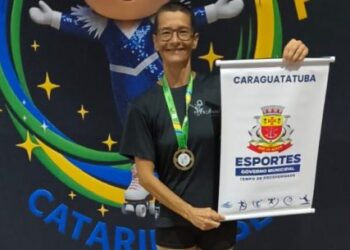 Patinadora de Caraguatatuba conquista duas medalhas de ouro em Open Internacional de Patinação Artística